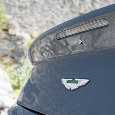 Aston Martin V8 Vantage S by Arnold Kontz Group