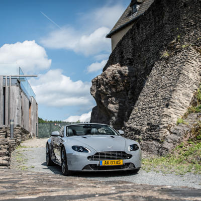 Aston Martin V8 Vantage S by Arnold Kontz Group