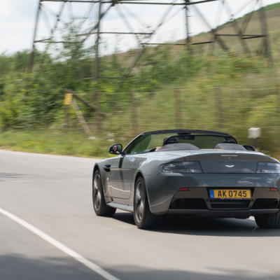 Aston Martin V8 Vantage S by Arnold Kontz Group