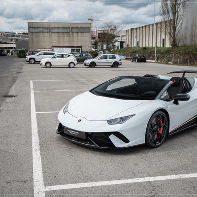 Huracan Performante Spyder by LOSCH Luxembourg