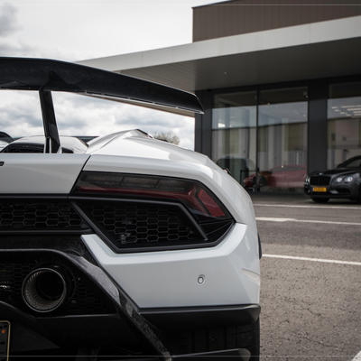 Huracan Performante Spyder by LOSCH Luxembourg