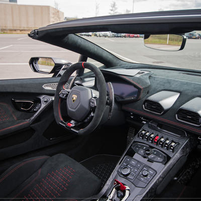 Huracan Performante Spyder by LOSCH Luxembourg