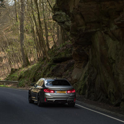 New BMW M5 (F90) by BMW Schmitz